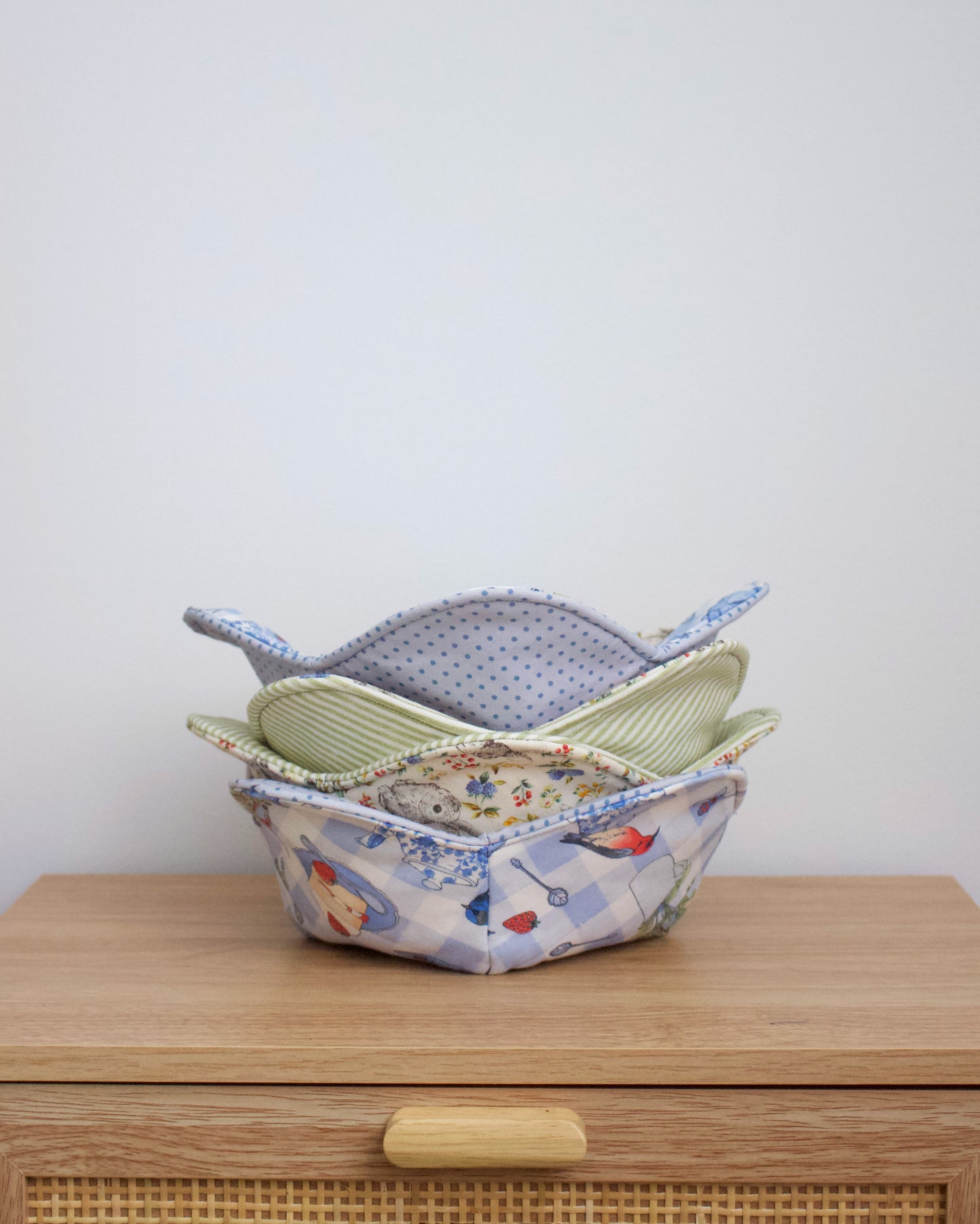 The Cosette Bowl Cozy